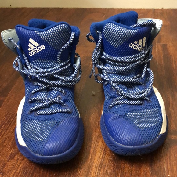 Fairly new basketball shoes, Size 7 men’s - Picture 3 of 6